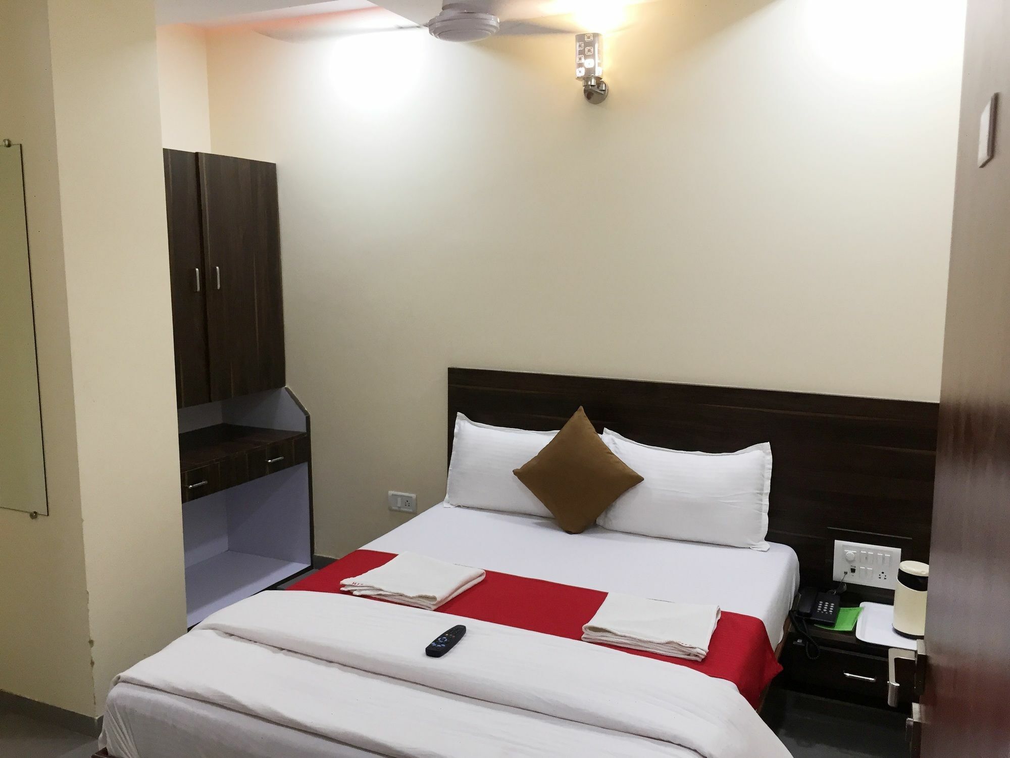 Terminus Square Hotel Kurla Eksteriør billede