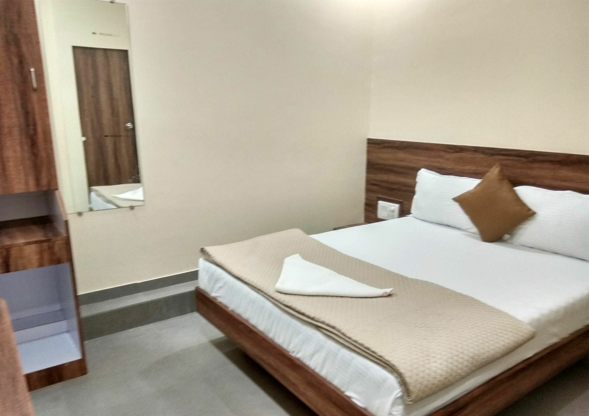 Terminus Square Hotel Kurla Eksteriør billede