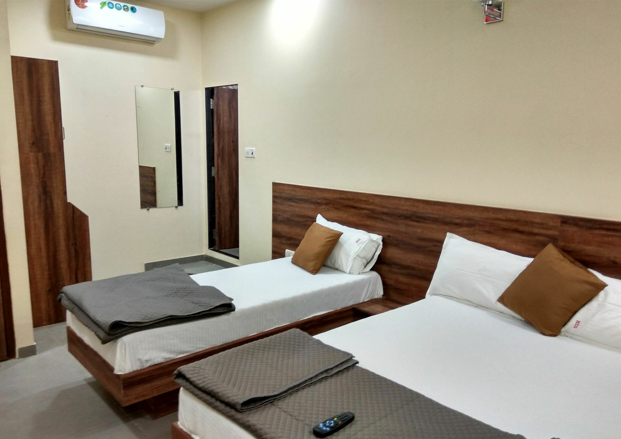 Terminus Square Hotel Kurla Eksteriør billede
